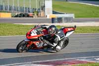 donington-no-limits-trackday;donington-park-photographs;donington-trackday-photographs;no-limits-trackdays;peter-wileman-photography;trackday-digital-images;trackday-photos